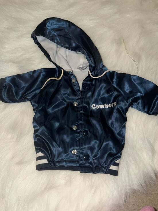 Chalk Line Other - Vintage 1982 Chalk Line Dallas Cowboys NFL Huddles Satin Baby Jacket Size 6 Mont
